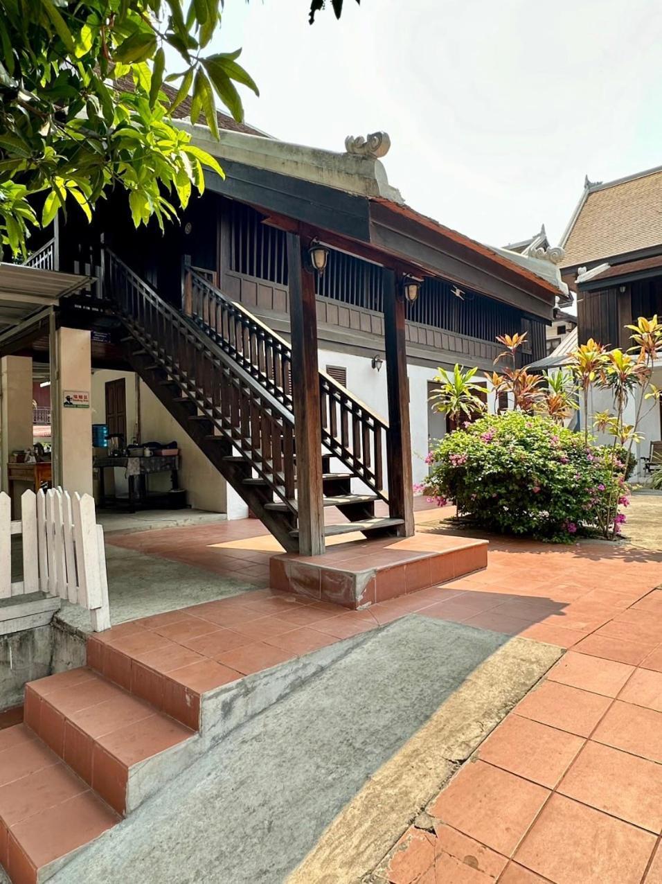 Residence Boutique Hotel 琅勃拉邦 外观 照片