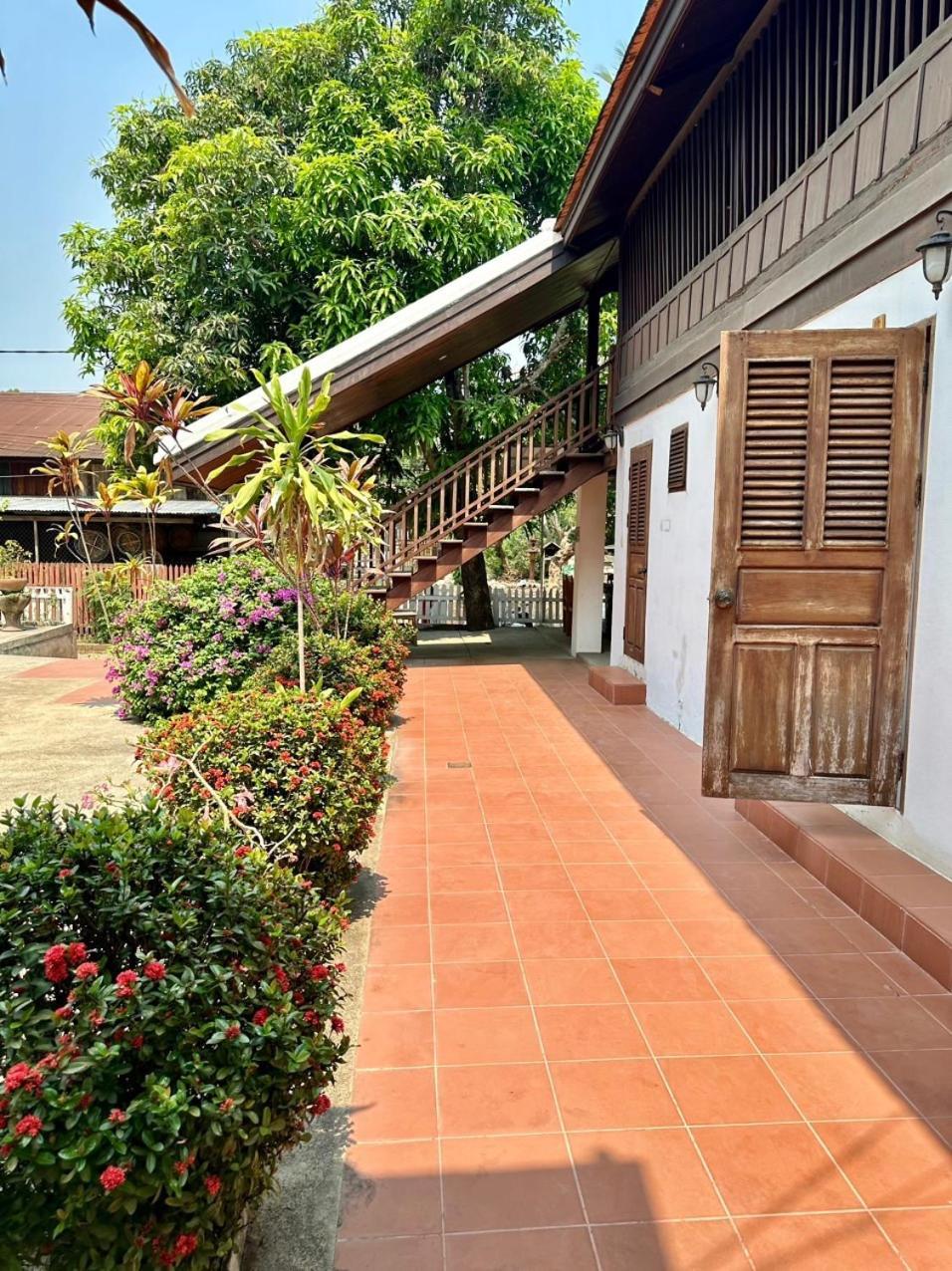 Residence Boutique Hotel 琅勃拉邦 外观 照片